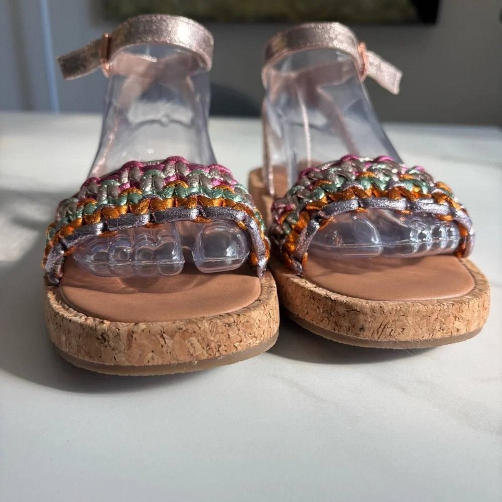 Steve Madden Girls' Layny sandal metallic woven strap sz 4